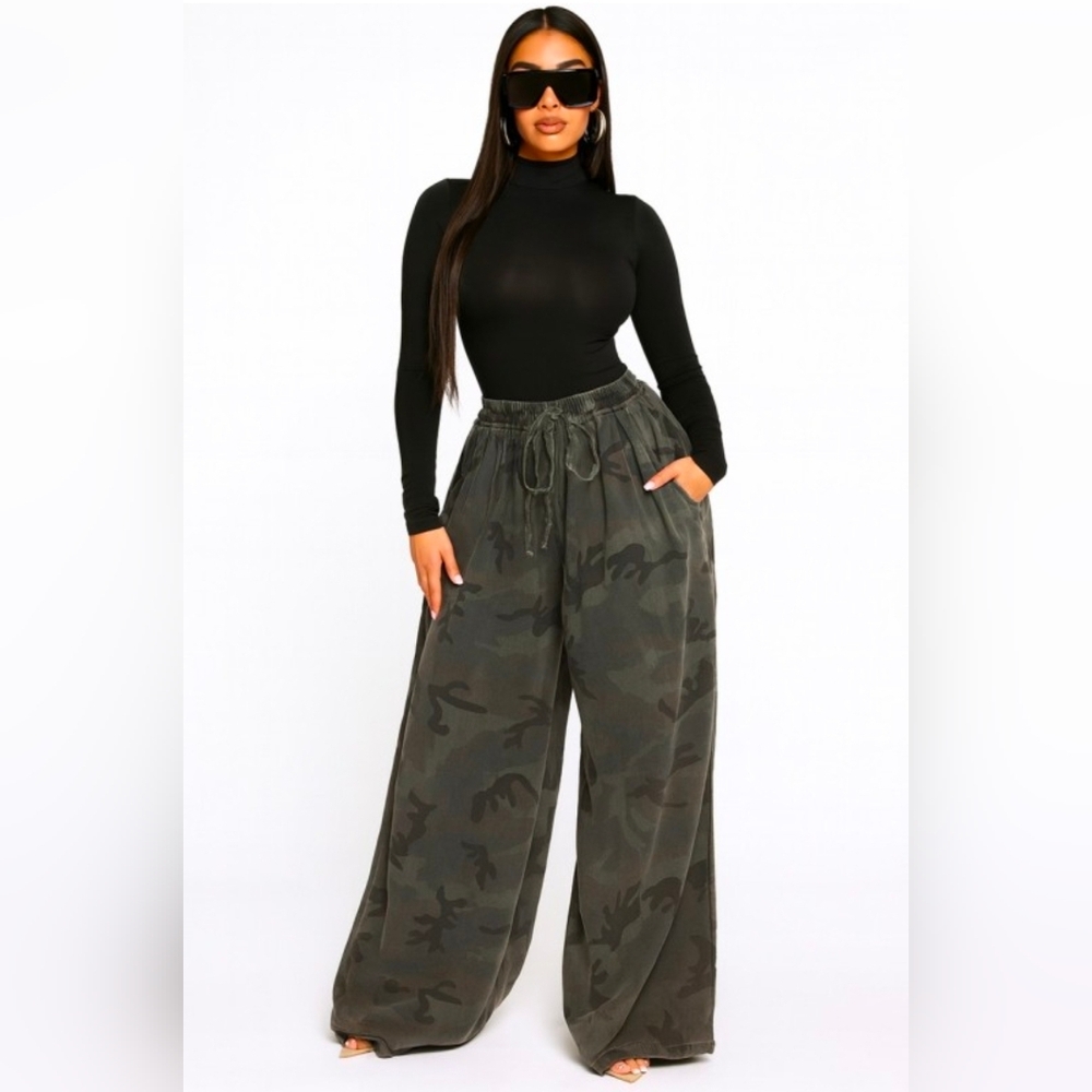 NEW!!! Camo High Waist Wide-Leg Pants - Picture 2 of 8